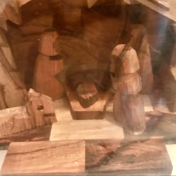 JoyBrite Vintage Hand Carved Nativity Scene Olive Wood Made in Israel New - Picture 6 of 8